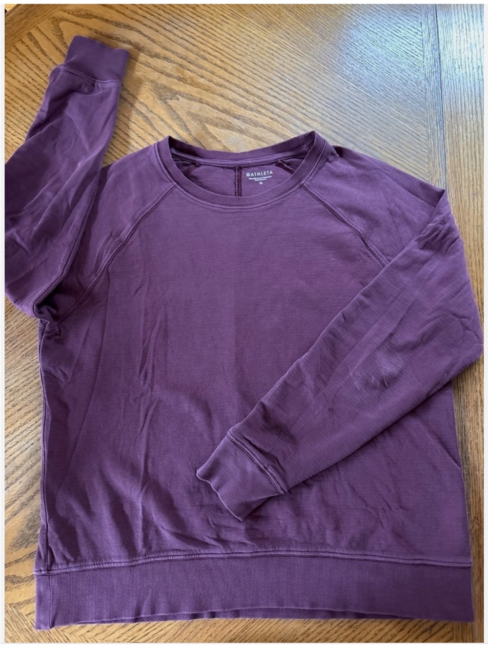 Athleta Sundown Women's Long Sleeve Crewneck Sweatshirt in Deep Plum Medium